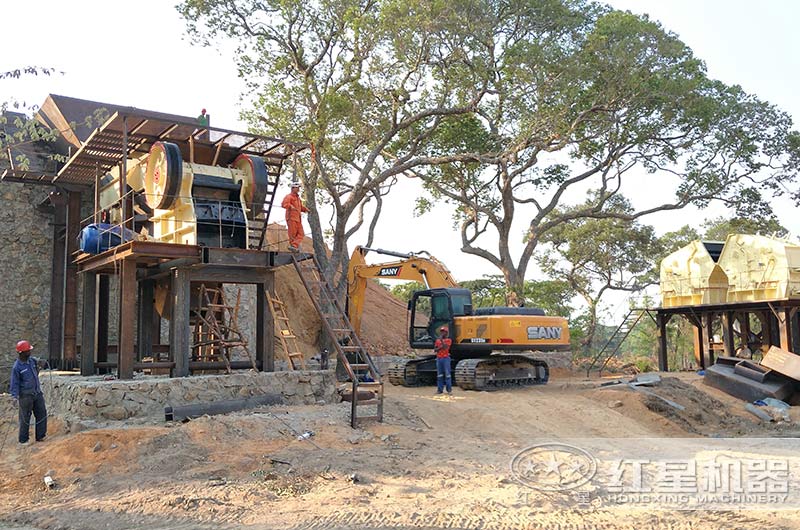 頁巖破碎、制砂海外生產(chǎn)現(xiàn)場搭建中